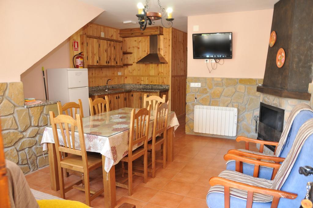 Alojamientos Rural Tejerina 아로요프리오 외부 사진